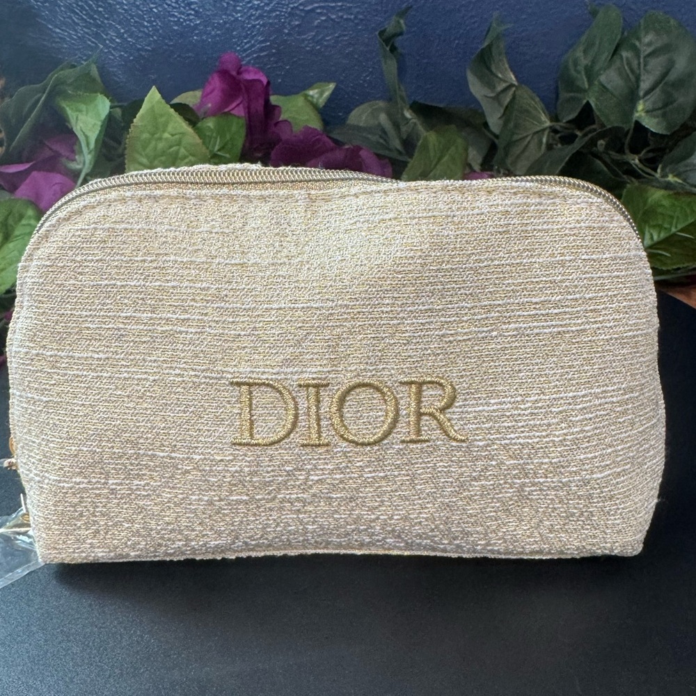 Nwot Dior Beauty Gold Metallic Pouch